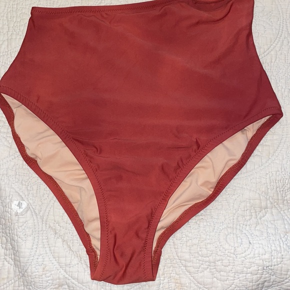 J. Crew Cutout one-piece swimsuit Rock Red Size 6 VEUC SOLD OUT! - Picture 10 of 15
